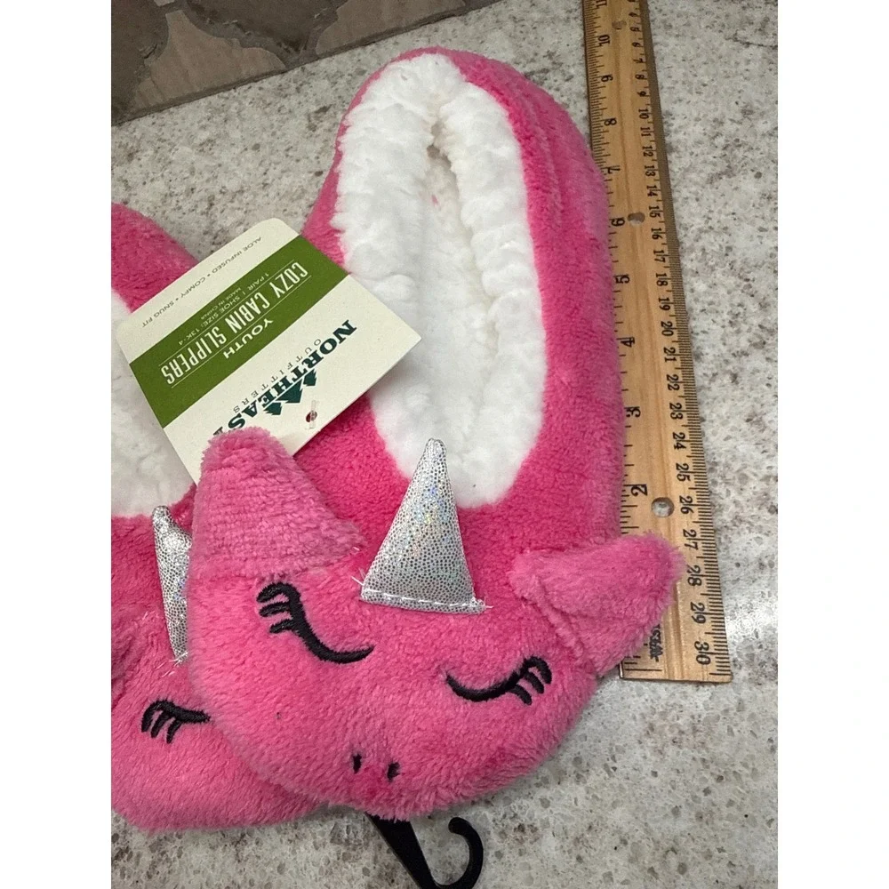 Northeast Outfitters Youth Pink Unicorn Cozy Cabin Slippers Aloe Infused Small